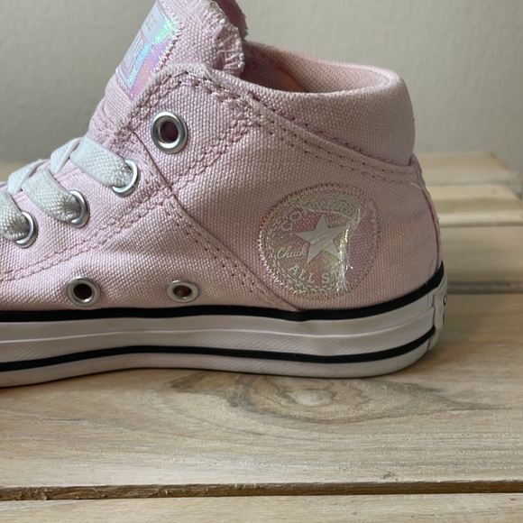 Converse No Tie Shoes - Picture 5 of 10